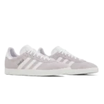⁦Adidas Gazelle Silver Dawn Cloud White Core Black⁩ – תמונה ⁦2⁩