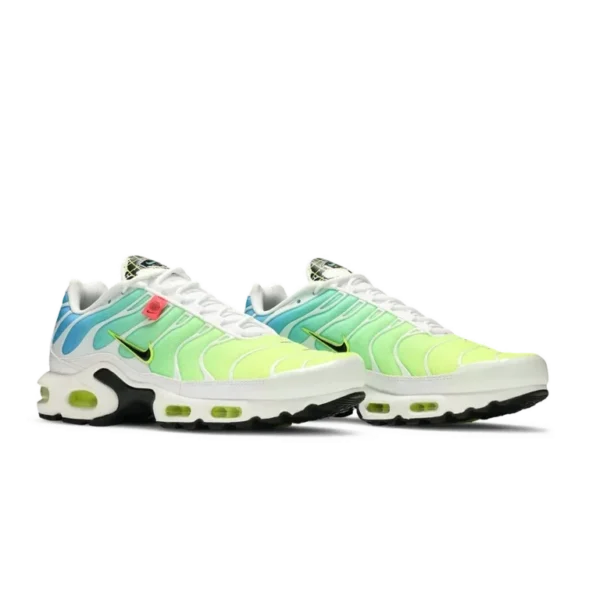 ⁦Nike Air Max Plus Worldwide⁩ – תמונה ⁦2⁩