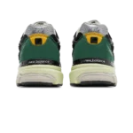 ⁦New Balance 990 Black Green⁩ – תמונה ⁦3⁩